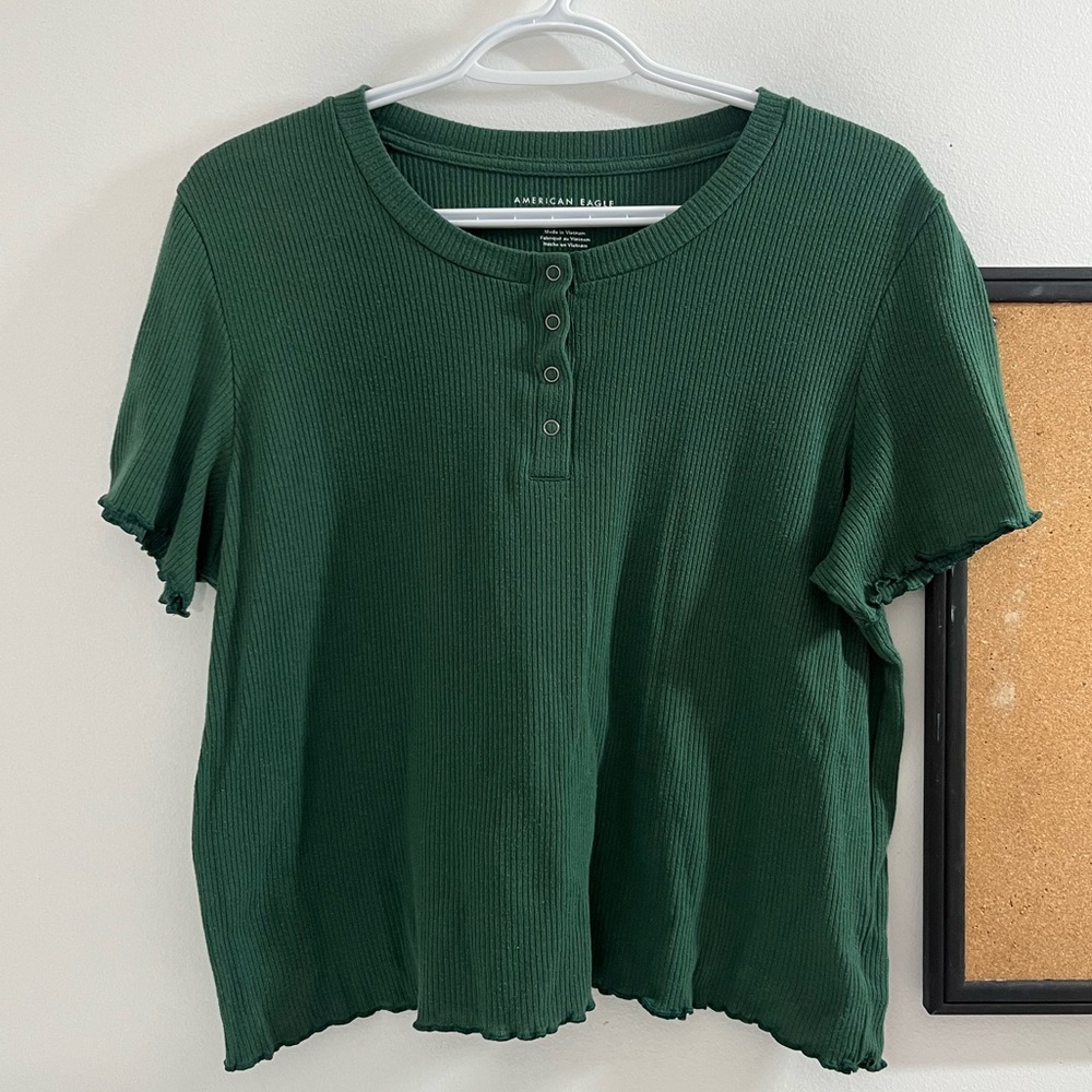 Green American Eagle T-shirt